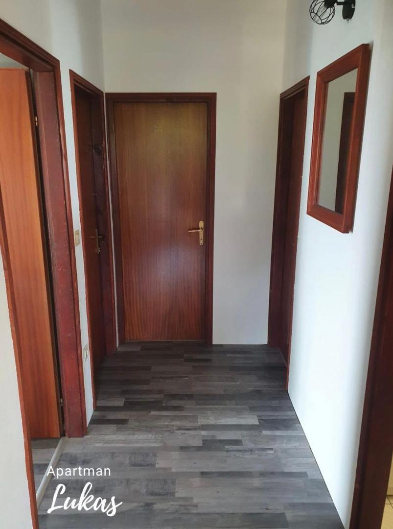 Apartmani Mazzarolli جادرانوفو الغرفة الصورة