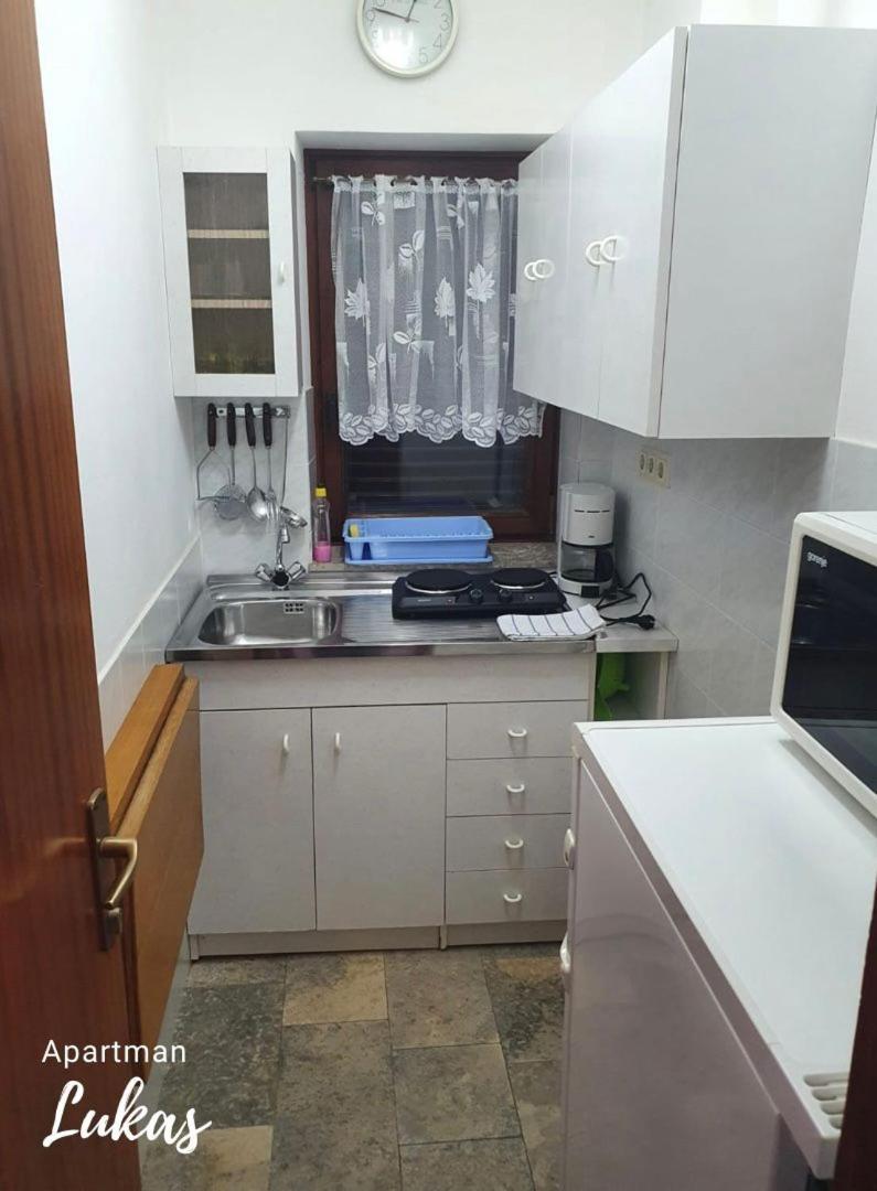 Apartmani Mazzarolli جادرانوفو الغرفة الصورة